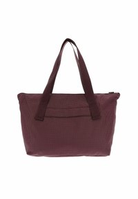 Grande borsa tote di un intenso bordeaux scuro con doppi manici e chiusura superiore con zip su sfondo bianco.