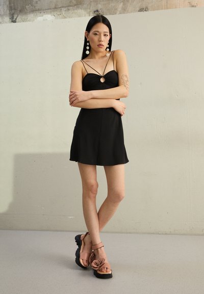 DESIGNERS REMIX VALERIE SHORT TIE DRESS - Cocktail φόρεμα / Φόρεμα για πάρτι - black