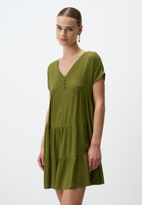 SHORT SLEEVE RELAXED FIT  - Vestito casual - green