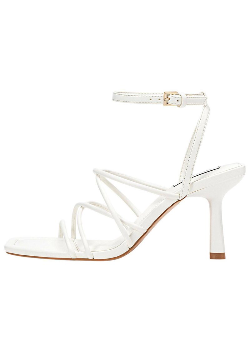 Stradivarius Sandalen wit