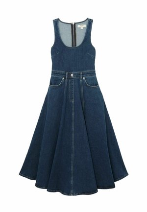 Tmavomodré denimové šaty bez rukávov s výstrihom do O, predným zipsom, pásom so zapínaním na gombíky, pútkami na opasok a rozšírenou midi sukňou s vreckami.
