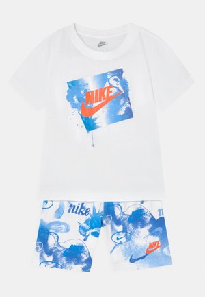 DAZE TEE SET - T-shirt z nadrukiem - white