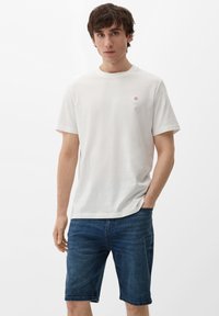 s.Oliver BERMUDA - Szorty jeansowe