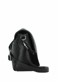 Borsa nera in pelle con una forma strutturata, un manico a spalla e dettagli in argento. Presenta un motivo trapuntato sul lato.