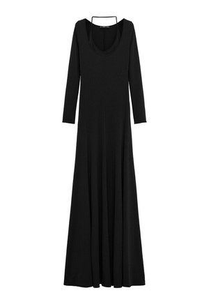 - Sukienka dzianinowa