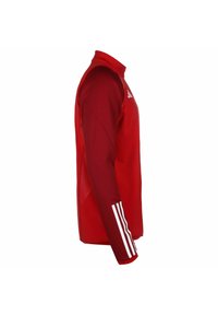 Rode sportieve langemouwshirt met een hoge kraag, met witte strepen op de mouwen en ademende meshpanelen. Glad textuur.