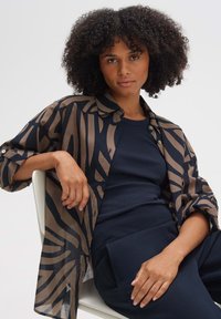 OPUS LANGARMBLUSE FUMINE - Camicia - coal blue