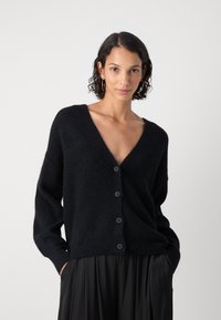 Mos Mosh THORA V-NECK - Kofta - black