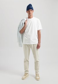 Dstrezzed Basic póló - white