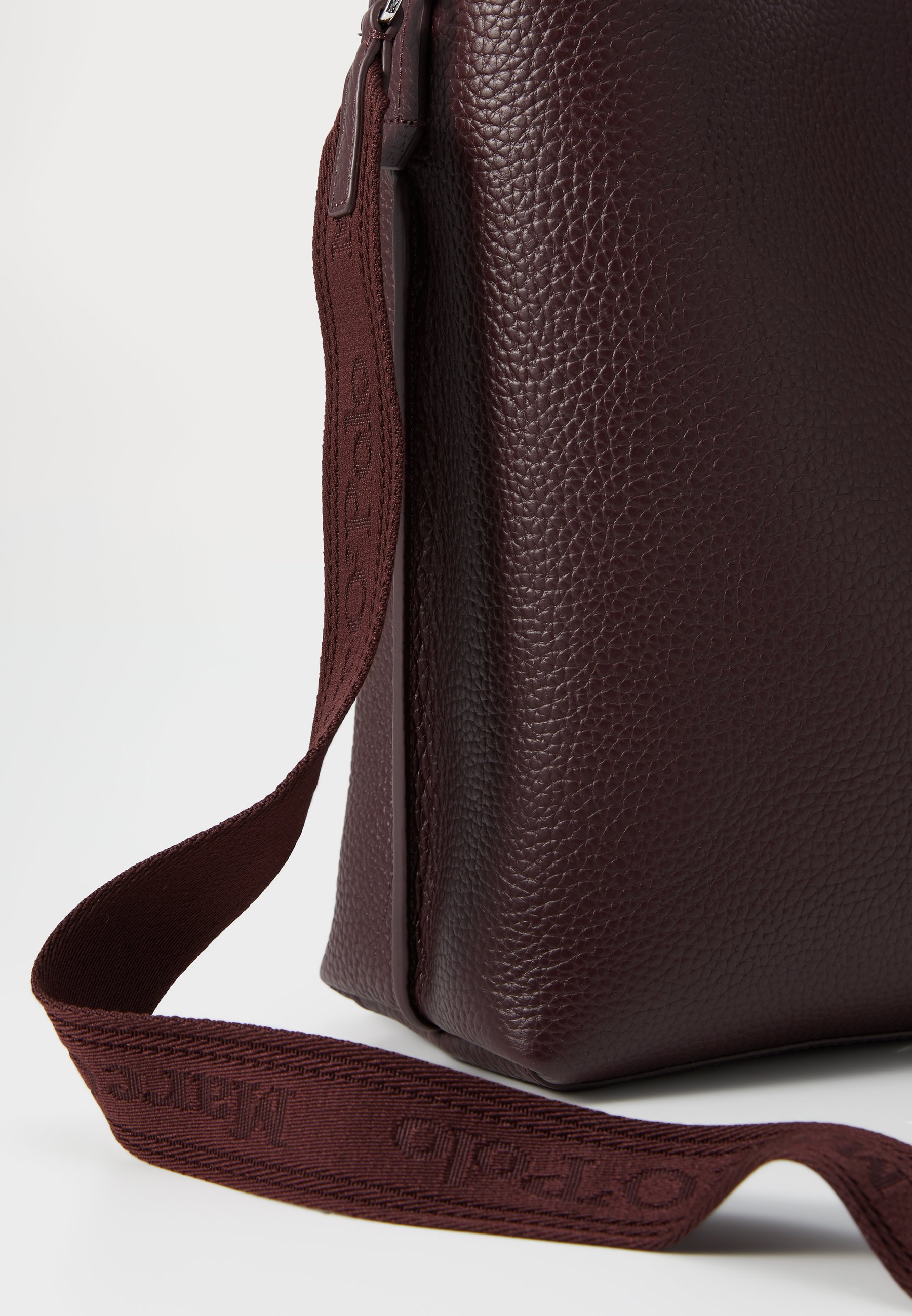 AllSaints ASHA SHOULDER BAG - Handbag - dark red - Zalando.co.uk
