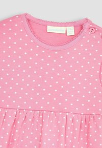 JoJo Maman Bébé APPLIQUÉ  REGULAR FIT - Džersejové šaty - pink mouse spot