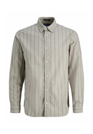 Bež bež majica z dolgimi rokavi, gumbi spredaj, z ozkimi belimi navpičnimi črtami in ovratnikom z gumbi.