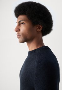 Marc O'Polo DENIM LONGSLEEVE CREWNECK - Pulover - dark blue
