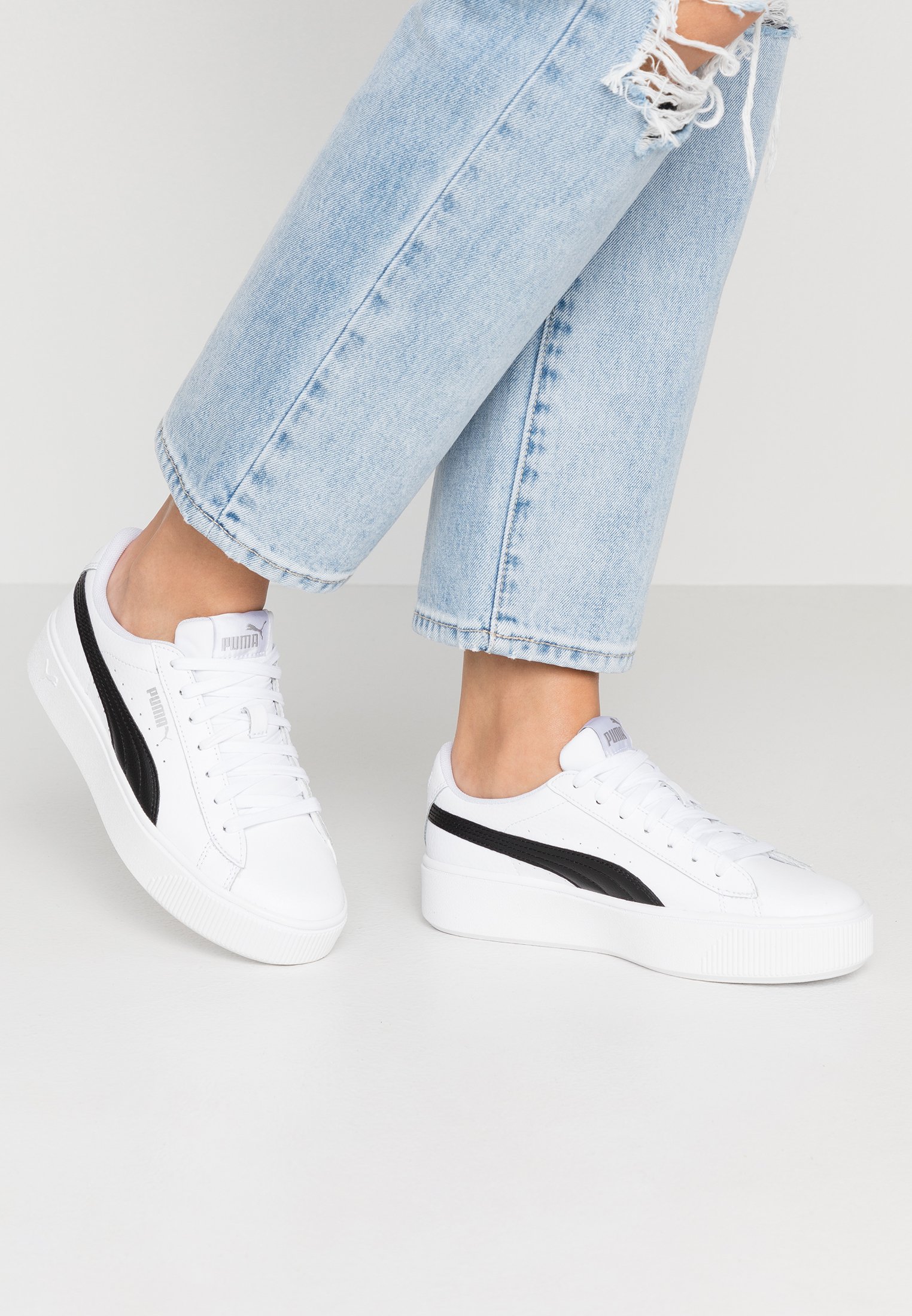 puma vikky stacked white