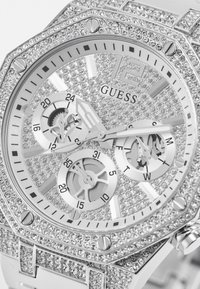 Guess MOMENTUM UNISEX - Orologio - silver-coloured tone