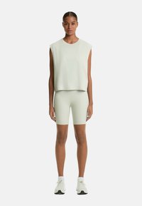 OYSHO SLEEVELESS SEAMLESS - Basic póló - green