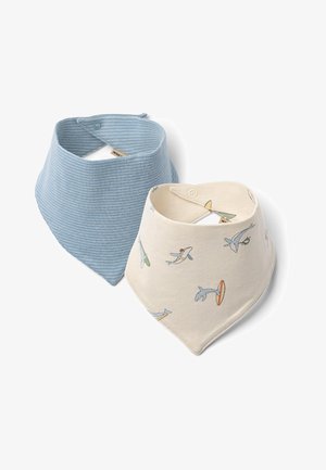 Kaksi vauvan bandanakaitaliinaa, yksi sininen ohuilla valkoisilla raidoilla ja yksi beige, jossa leikkisät hai-kuvitukset, molemmat kiinnitetty painonapeilla.