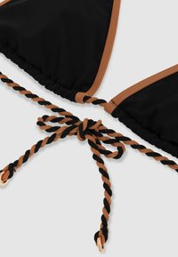 Unausgewählt, black brown