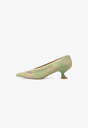 Queen Helena, Tacones - verde
