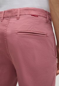 JOOP! Jeans RUDO - Shorts - hellrot