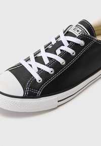 Converse CHUCK TAYLOR ALL STAR DAINTY LUCKY - Tenisky - black/white