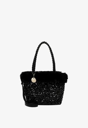 Zwarte shopper met pailletten, gevlochten handvat en nep bontrand; inclusief afneembare riem en metalen logohanger.