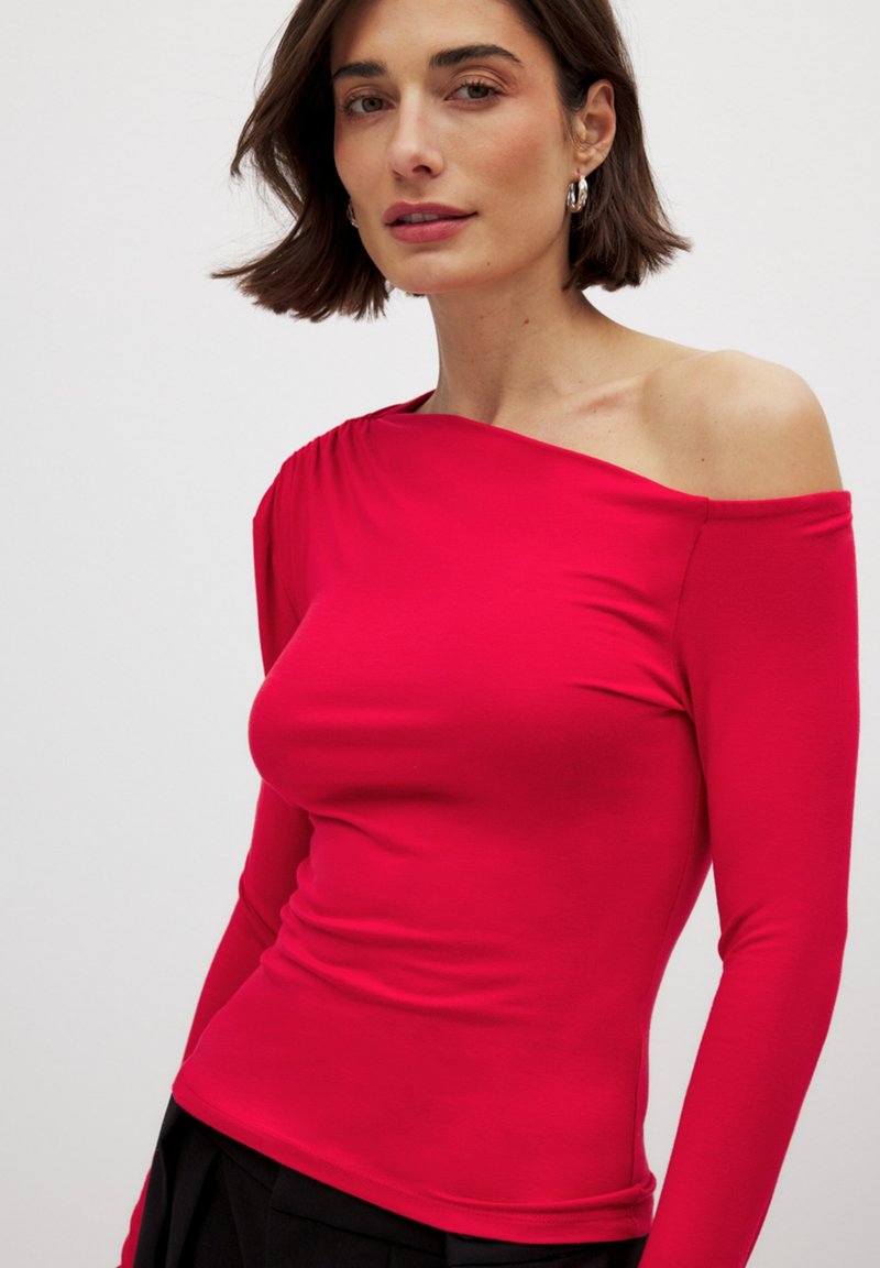 NA-KD T-shirt à manches longues red/rouge