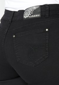 Koroshi Shorts vaqueros - negr  black