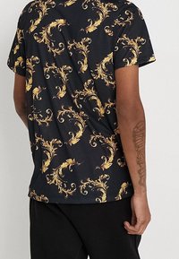 New Look Triko s potiskem - gold-coloured