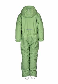 Vihreä lasten haalari, jossa on huppu, joustava vyötärö, heijastavat yksityiskohdat ja jalkaremmit, näkyy takaa.