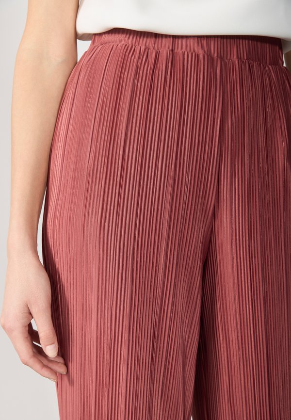 Trousers - roan rouge2