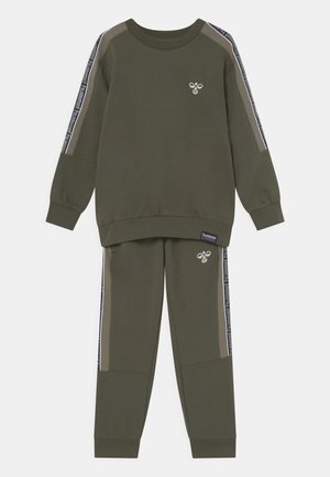 FUTURE CREWSUIT UNISEX - Träningsset - thyme