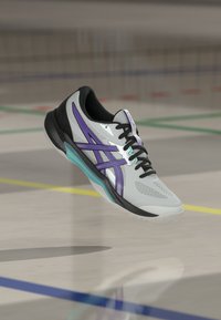 Επιλέχθηκε, concrete/radiant amethyst