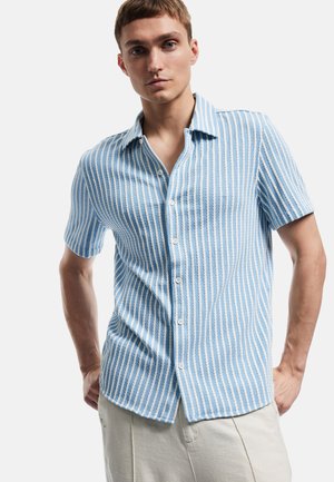STRIPED - Skjorter - blue