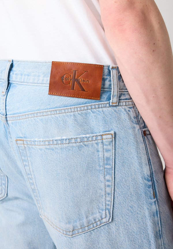 Straight leg jeans - iceland3