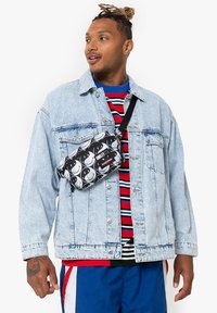 Eastpak SOMMAR - Marsupio - smiley yy black