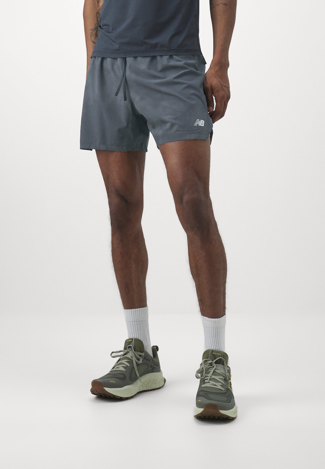 REFLECTIVE SHORT