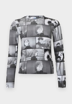 Langlijf shirt met een zwart-wit grafische print van anime-scènes, met een aansluitend ontwerp en ronde halslijn. Soepele textielafwerking.