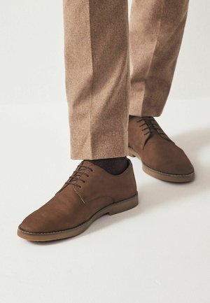 Derbies - tan brown