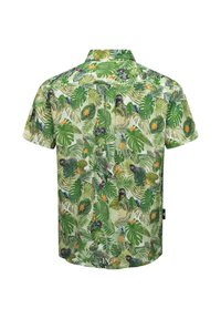 Camicia a maniche corte con un motivo di foglie tropicali verdi, arricchita da uccelli e fiori multicolori su uno sfondo chiaro, design con colletto.