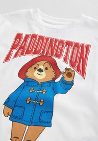 Next PADDINGTON BEAR SHORT SLEEVE - Apdrukāts T-krekls - white