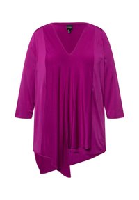 Fuchsia, langärmliges Oberteil mit V-Ausschnitt und asymmetrischem Saum. Hergestellt aus einem glatten, leichten Stoff mit lockerer Passform und drapierten Lagen.