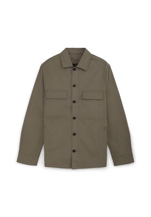 Olivgrüne Button-Down-Jacke mit Kragen, zwei großen Klappentaschen auf der Brust und langen Ärmeln.