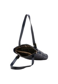 Marineblauwe leren handtas met een ritsluiting, slank formaat en lange schouderriem. Het interieur heeft een geruite voering en meerdere vakken.