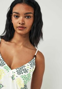 Next REGULAR FIT - Denní šaty - cream green