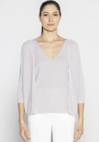 SET  - Top