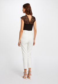 Morgan SHORT SLEEVED  WITH LACE - Blouse - black