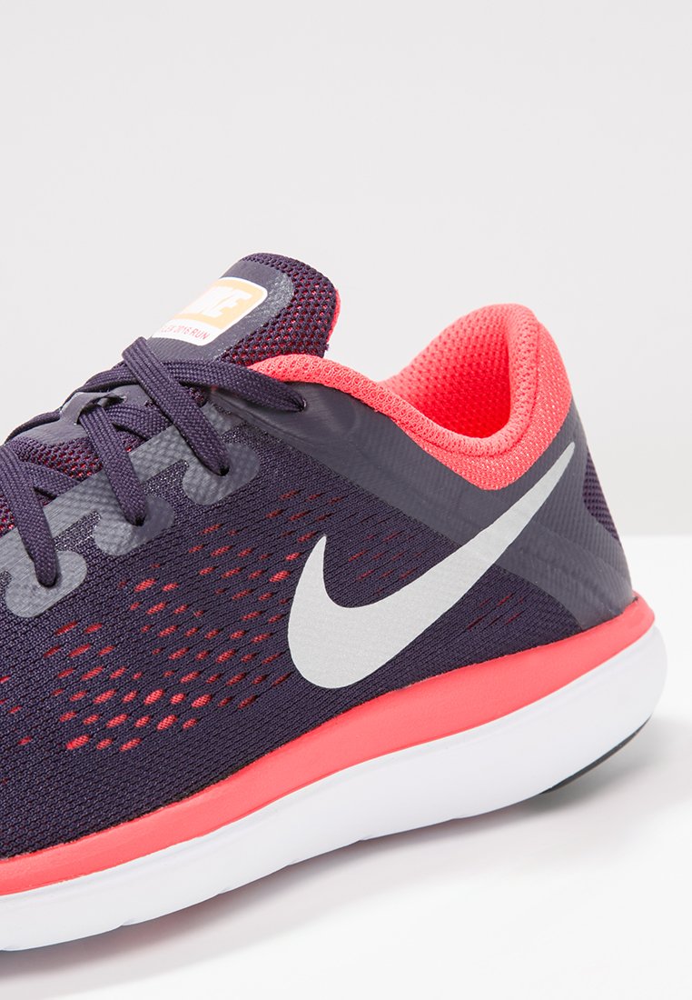 nike performance 2016