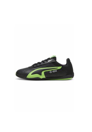 Trainers - black
