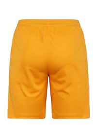 Shorts de sport jaunes en tissu lisse et léger avec une taille élastique et une coupe ample, sans accents ni motifs supplémentaires.